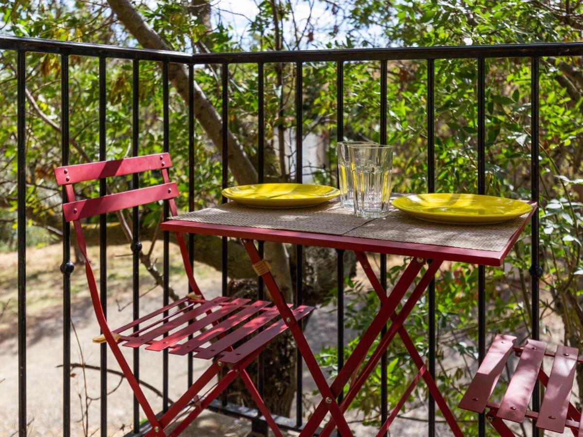 Welcoming Holiday Home In Tautavel With Balcony Dış mekan fotoğraf