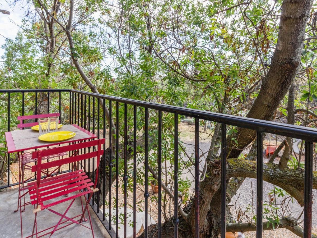 Welcoming Holiday Home In Tautavel With Balcony Dış mekan fotoğraf